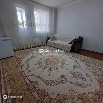 2-комнатная квартира, этаж 4 из 12, 65 м²