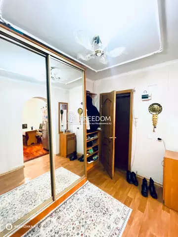 2-комнатная квартира, этаж 1 из 5, 45 м²