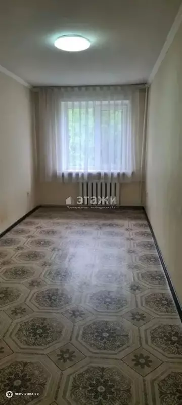 2-комнатная квартира, этаж 4 из 4, 44 м²