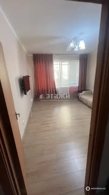 2-комнатная квартира, этаж 2 из 5, 49 м²