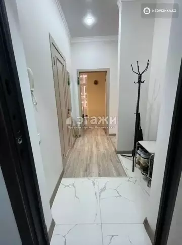 1-комнатная квартира, этаж 3 из 9, 37 м²