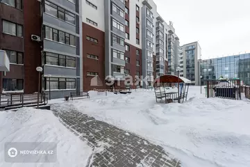 2-комнатная квартира, этаж 8 из 9, 65 м²