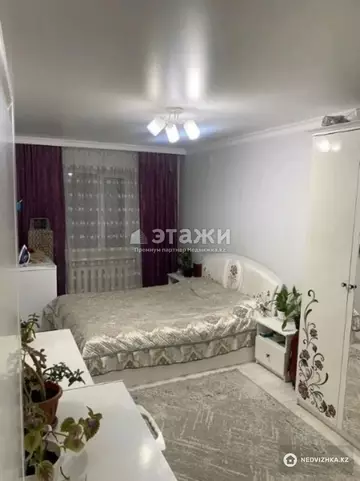 3-комнатная квартира, этаж 1 из 9, 90 м²
