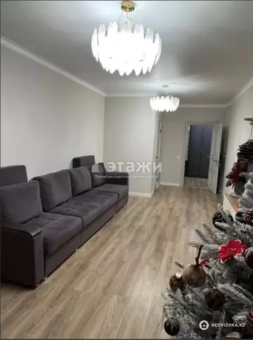 4-комнатная квартира, этаж 4 из 18, 171 м²