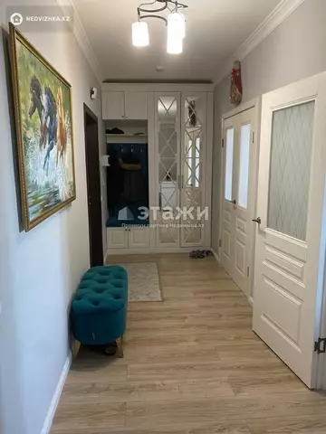 3-комнатная квартира, этаж 11 из 12, 82 м²