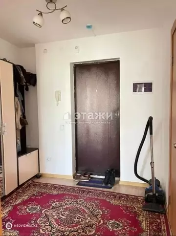 1-комнатная квартира, этаж 2 из 12, 36 м²