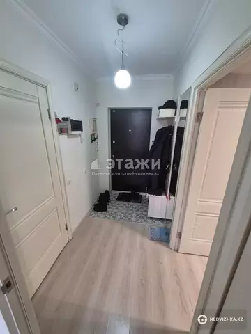 1-комнатная квартира, этаж 3 из 5, 32 м²