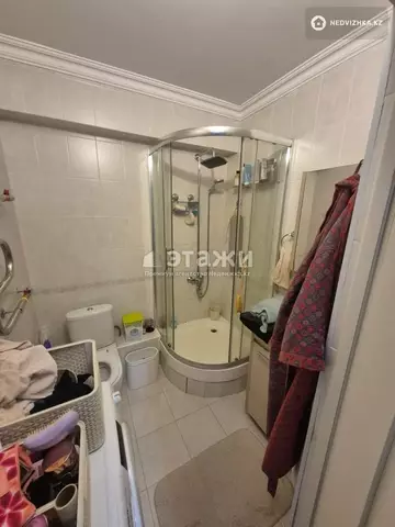 1-комнатная квартира, этаж 3 из 5, 32 м²