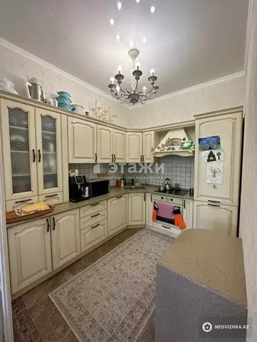 2-комнатная квартира, этаж 2 из 9, 69 м²