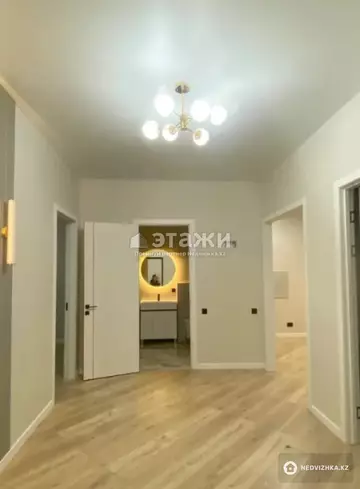 3-комнатная квартира, этаж 4 из 14, 70 м²