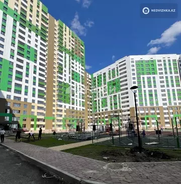 3-комнатная квартира, этаж 3 из 12, 79 м²