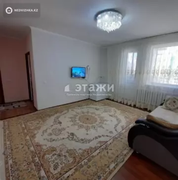 2-комнатная квартира, этаж 4 из 12, 65 м²