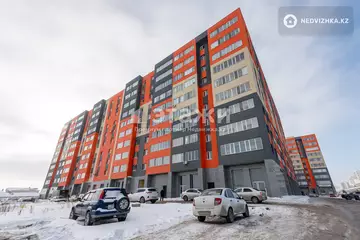 1-комнатная квартира, этаж 2 из 10, 38 м²