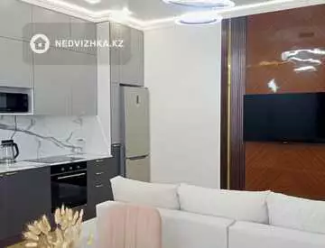 2-комнатная квартира, этаж 16 из 17, 50 м², на длительный срок