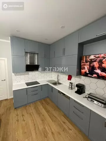 2-комнатная квартира, этаж 22 из 30, 90 м²