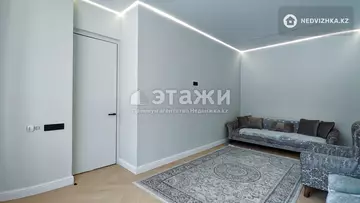 3-комнатная квартира, этаж 1 из 3, 90 м², на длительный срок