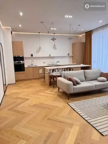 2-комнатная квартира, этаж 6 из 9, 80 м², на длительный срок