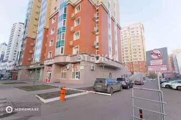 1-комнатная квартира, этаж 16 из 16, 38 м²