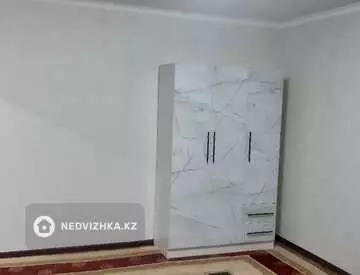 1-комнатная квартира, этаж 3 из 4, 45 м², на длительный срок