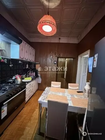 2-комнатная квартира, этаж 2 из 2, 54 м²