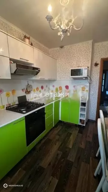 3-комнатная квартира, этаж 3 из 5, 59 м²