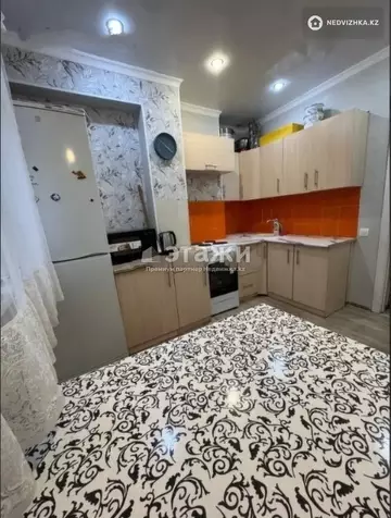 1-комнатная квартира, этаж 3 из 10, 34 м²