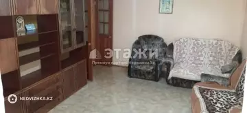 2-комнатная квартира, этаж 4 из 5, 49 м²
