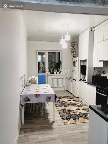 81 м², 3-комнатная квартира, этаж 2 из 18, 81 м², изображение - 1