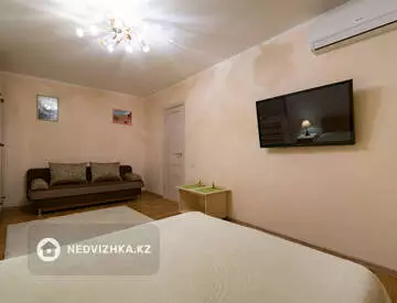 38 м², 1-комнатная квартира, этаж 3 из 5, 38 м², посуточно, изображение - 4