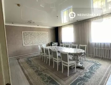 4-комнатный дом, 10 соток, 190 м²