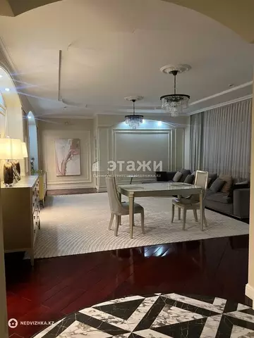 3-комнатная квартира, этаж 6 из 20, 145 м², на длительный срок