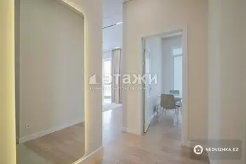 2-комнатная квартира, этаж 16 из 16, 70 м², на длительный срок