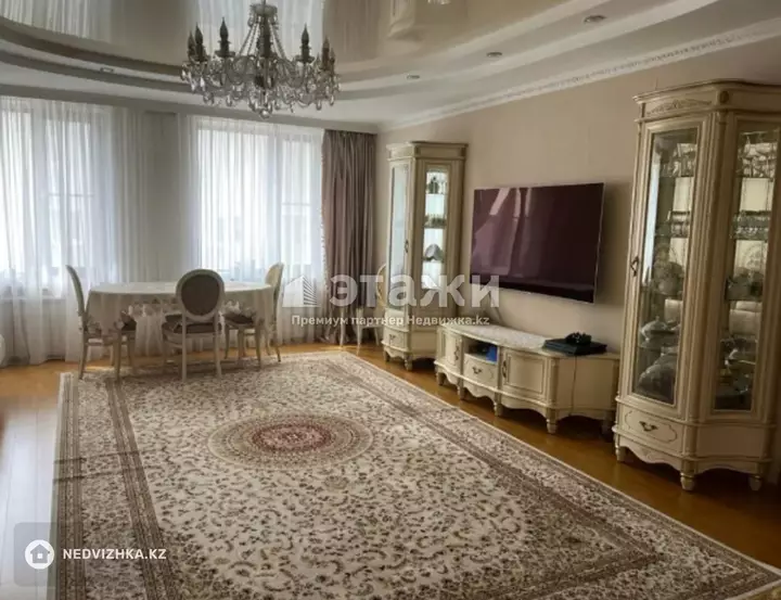 145.6 м², 4-комнатная квартира, этаж 9 из 9, 146 м², изображение - 1