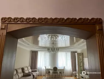 4-комнатная квартира, этаж 9 из 9, 146 м²