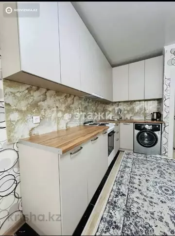 2-комнатная квартира, этаж 1 из 8, 70 м²