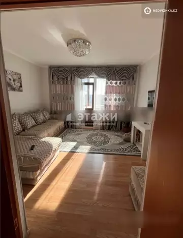 4-комнатная квартира, этаж 10 из 12, 97 м²