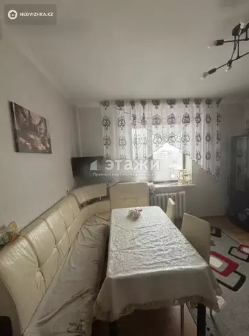 4-комнатная квартира, этаж 10 из 12, 97 м²