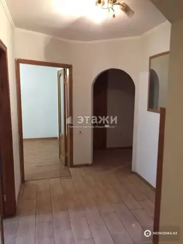 3-комнатная квартира, этаж 3 из 5, 65 м²