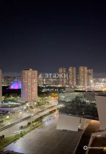 4-комнатная квартира, этаж 18 из 22, 110 м²