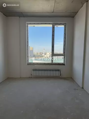 4-комнатная квартира, этаж 18 из 22, 110 м²