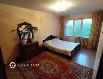 3-комнатная квартира, этаж 4 из 4, 61 м²