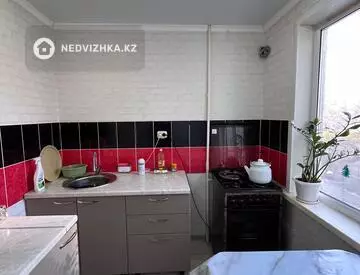 1-комнатная квартира, этаж 3 из 5, 31 м²