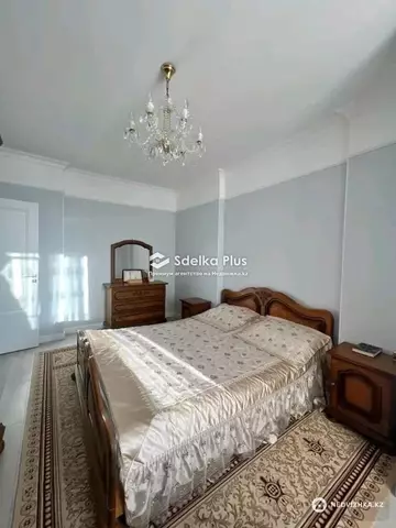 3-комнатная квартира, этаж 19 из 24, 91 м²