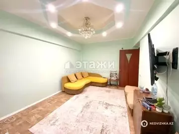 2-комнатная квартира, этаж 4 из 6, 52 м²