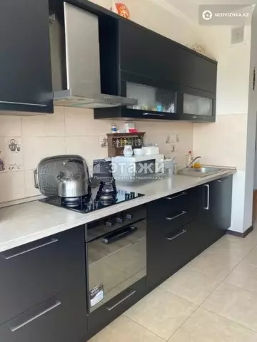 2-комнатная квартира, этаж 8 из 9, 52 м²