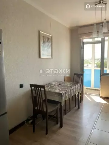 2-комнатная квартира, этаж 8 из 9, 52 м²