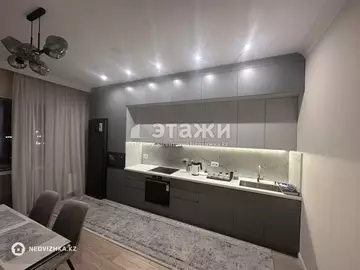 3-комнатная квартира, этаж 2 из 19, 85 м², на длительный срок