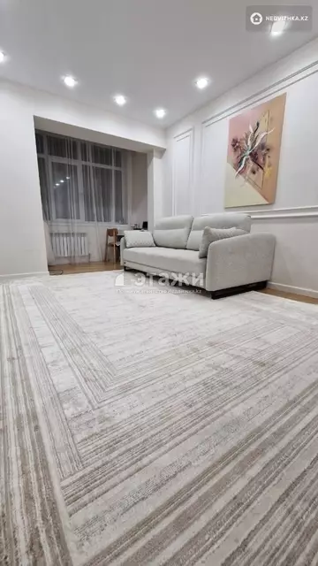 1-комнатная квартира, этаж 10 из 10, 39 м², на длительный срок