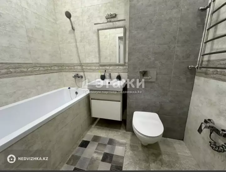 68 м², 2-комнатная квартира, этаж 3 из 10, 68 м², изображение - 1