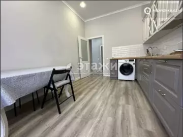68 м², 2-комнатная квартира, этаж 3 из 10, 68 м², изображение - 1